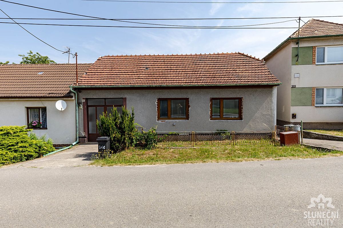 Prodej rodinného domu 94 m², pozemek 1207 m²